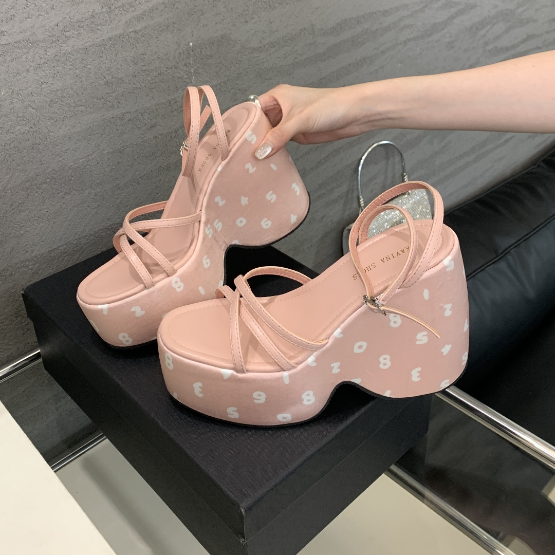 Fashion Hollow Cross Thick Sole Sandals Women's Wedge Heel Toe Loop Trendy Shoes - Image 5