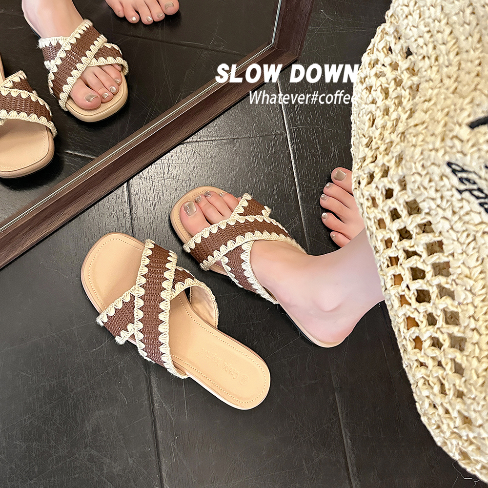 Trendy Lazy Style Contrast Color Woven Cross Strap Flat Sandals Slippers for Women 2025 Summer New - Image 2